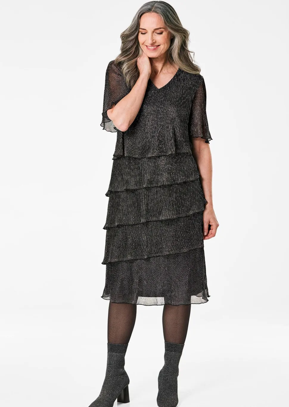 Robe en tissu plissé brillant
