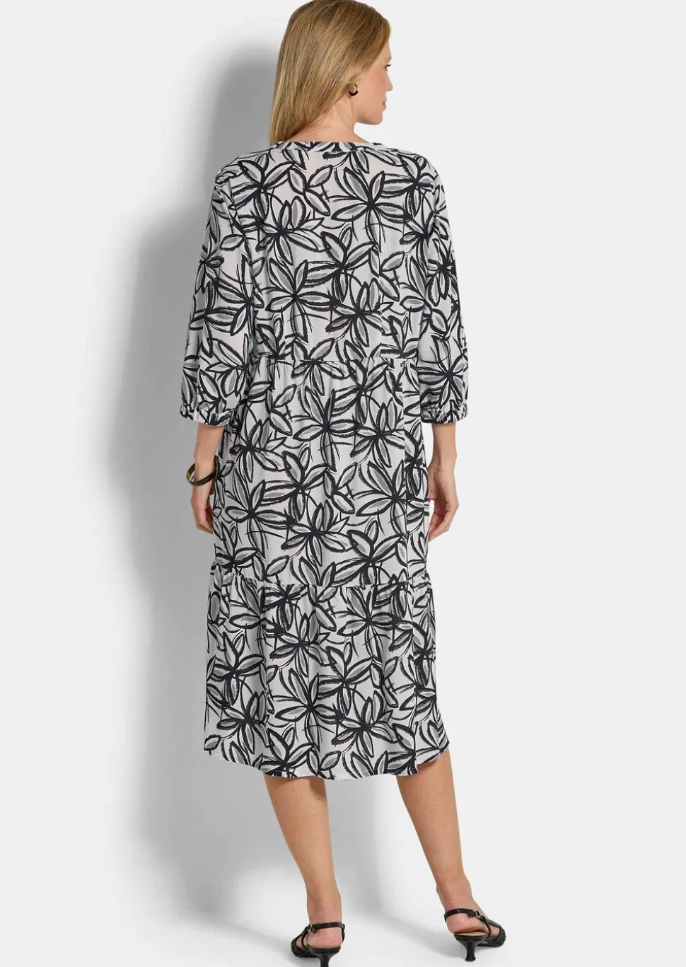 Robe en viscose avec encolure en V