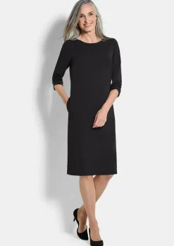 Robe élégante à manches froncées