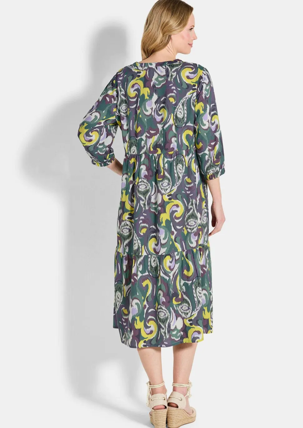 Robe à pans en viscose douce et fluide