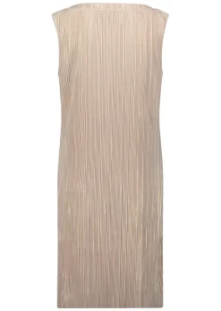 Robe plissée, coloris or brillant, sans manches