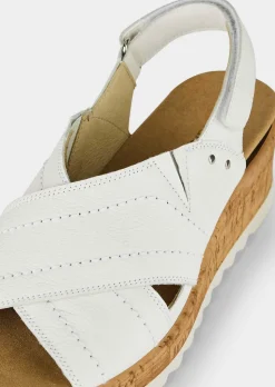 Sandales avec lanière velcro réglable