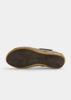 Sandales avec lanière velcro réglable