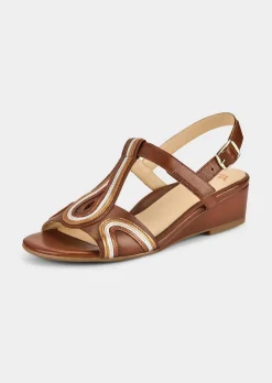 Sandales en cuir avec talon compensé