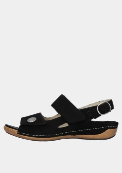 Sandales en cuir véritable.