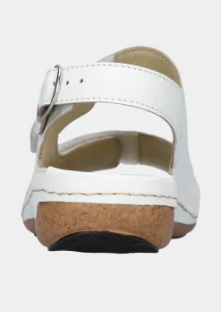 Sandales en cuir véritable.