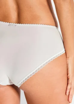 Slip aille haute avec empiècement en dentelle