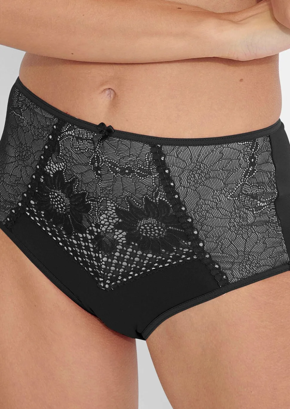 Slip maxi en microfibre avec dentelle