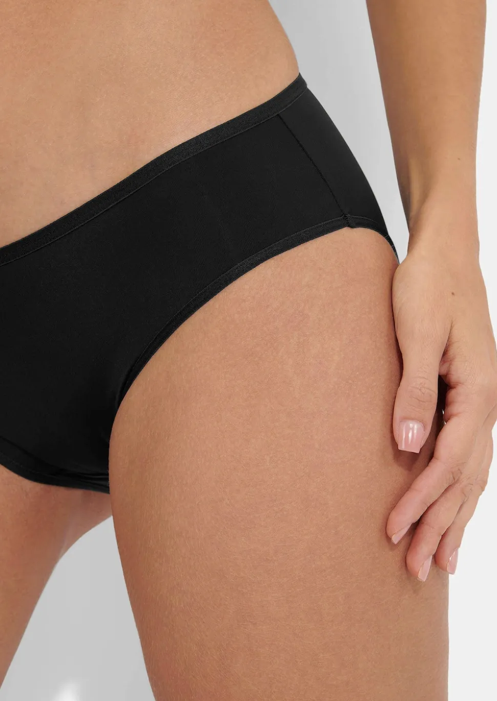 Slip taille basse en microfibre douce