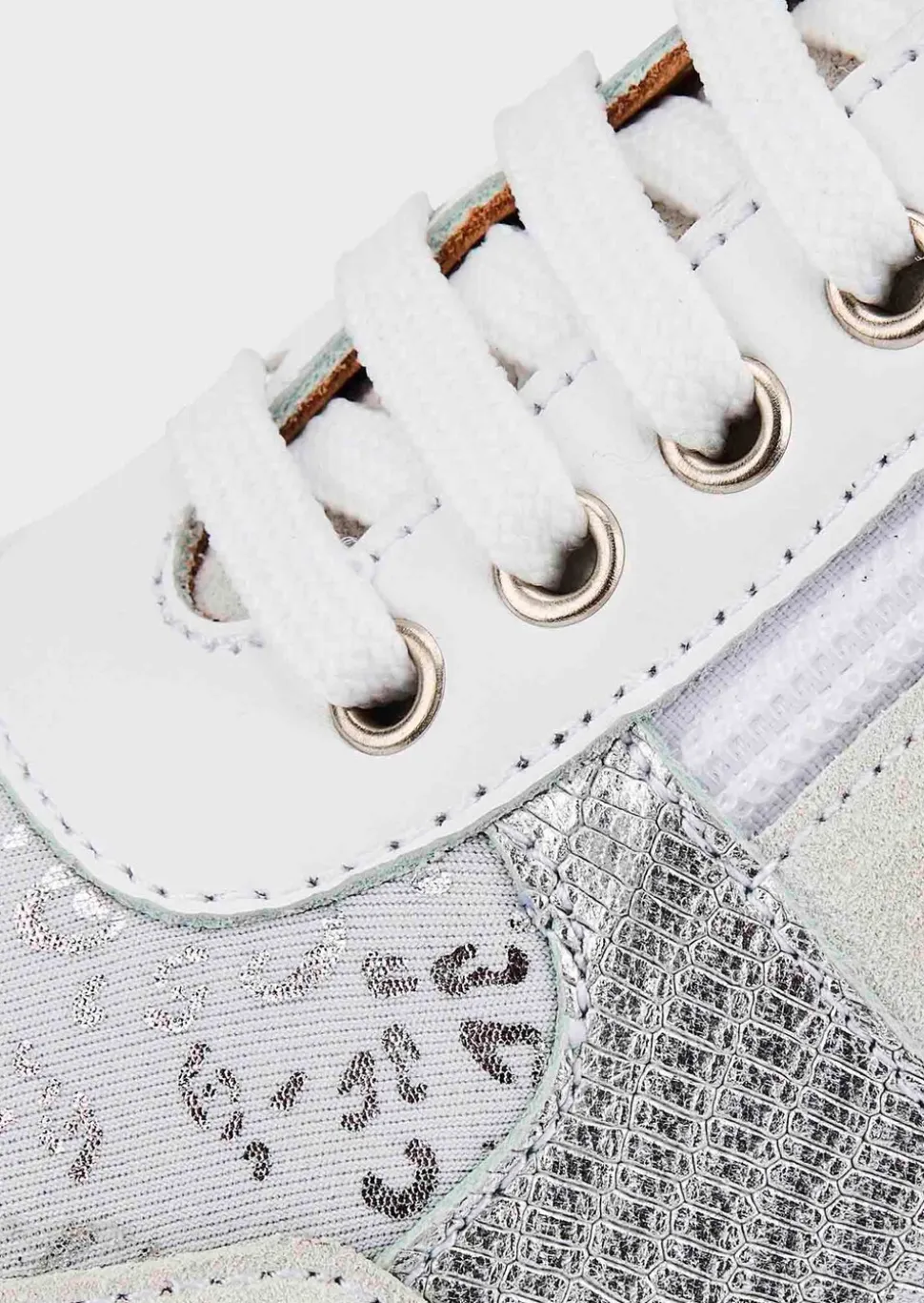 Sneakers avec détails scintillants