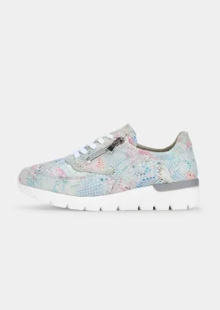 Sneakers avec imprimé pelliculé féminin.