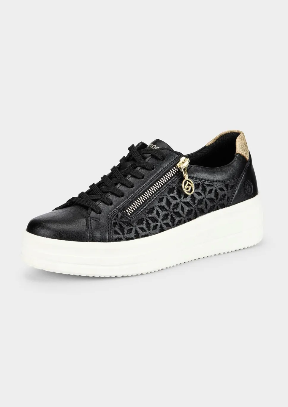 Sneakers avec ornements sur le côté
