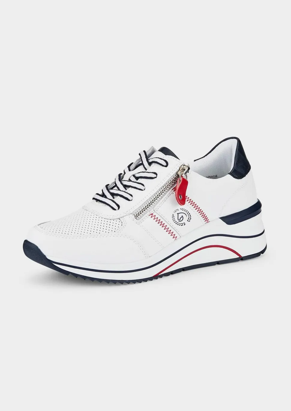 Sneakers avec talon légèrement compensé