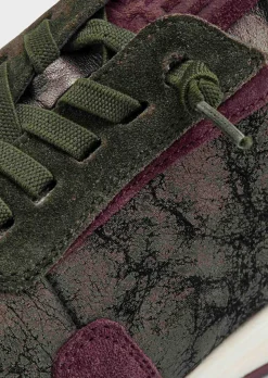 Sneakers en cuir, avec imprimé pelliculé