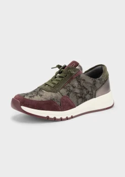 Sneakers en cuir, avec imprimé pelliculé