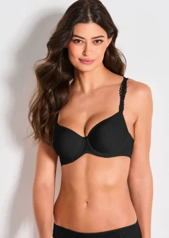 Soutien-gorge à armatures avec bonnets spacer