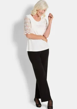 T-shirt avec dentelle du plus bel effet