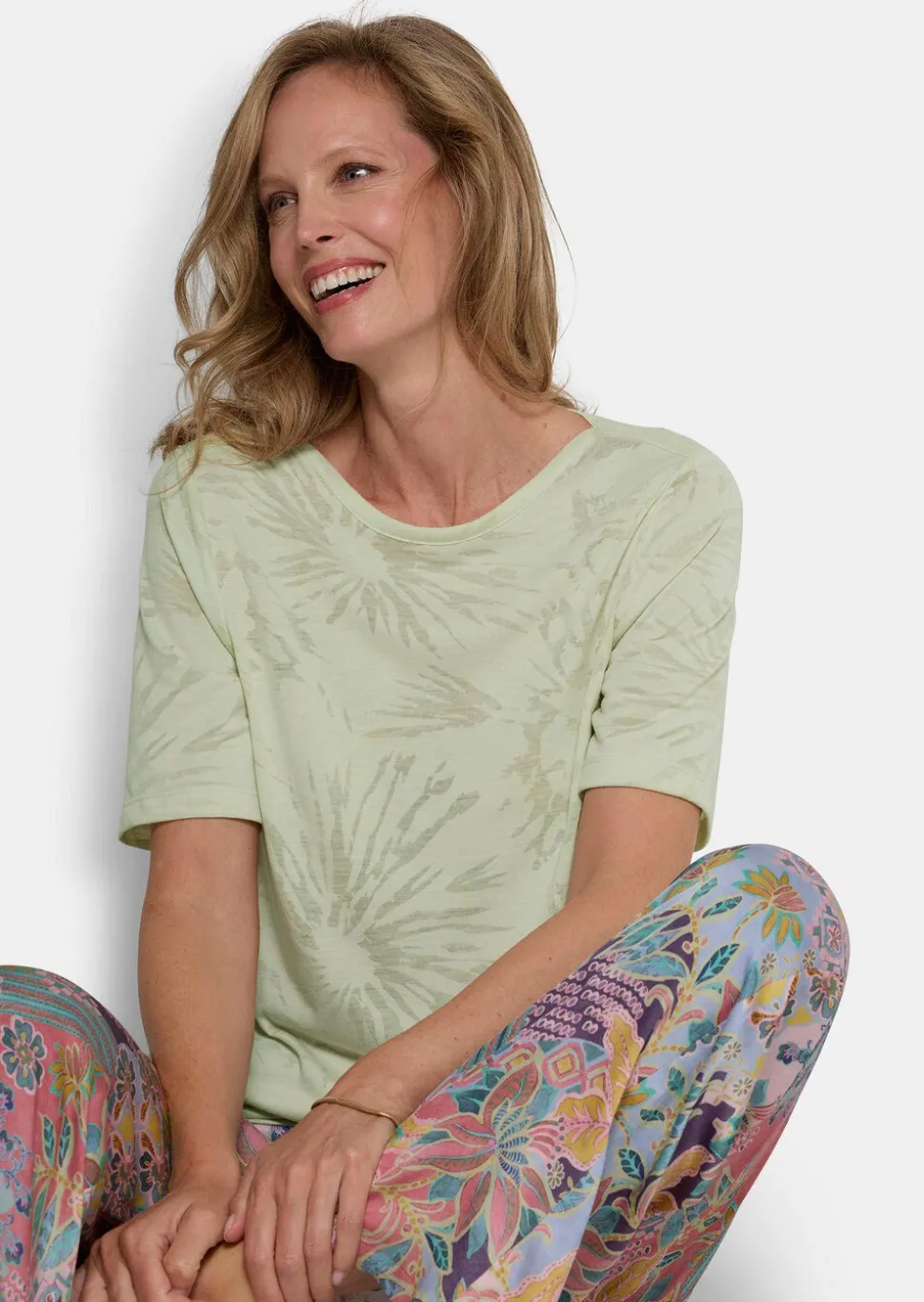 T-shirt dévoré avec encolure bateau