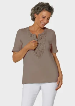 T-shirt à encolure arrondie en crochet