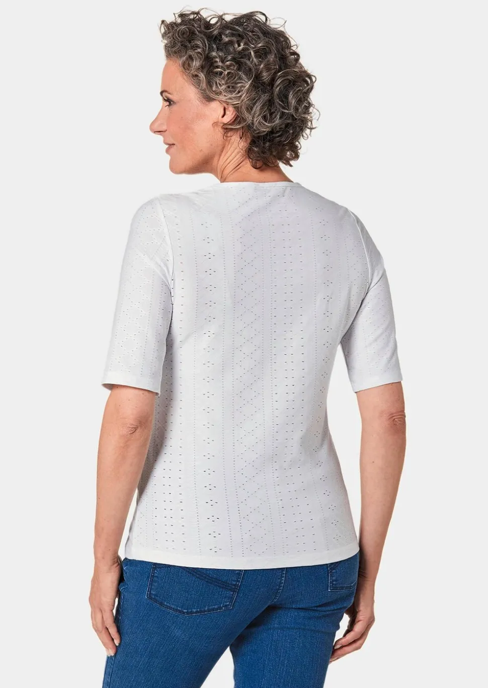 T-shirt en dentelle très féminin