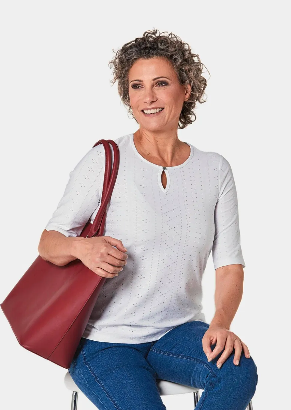 T-shirt en dentelle très féminin