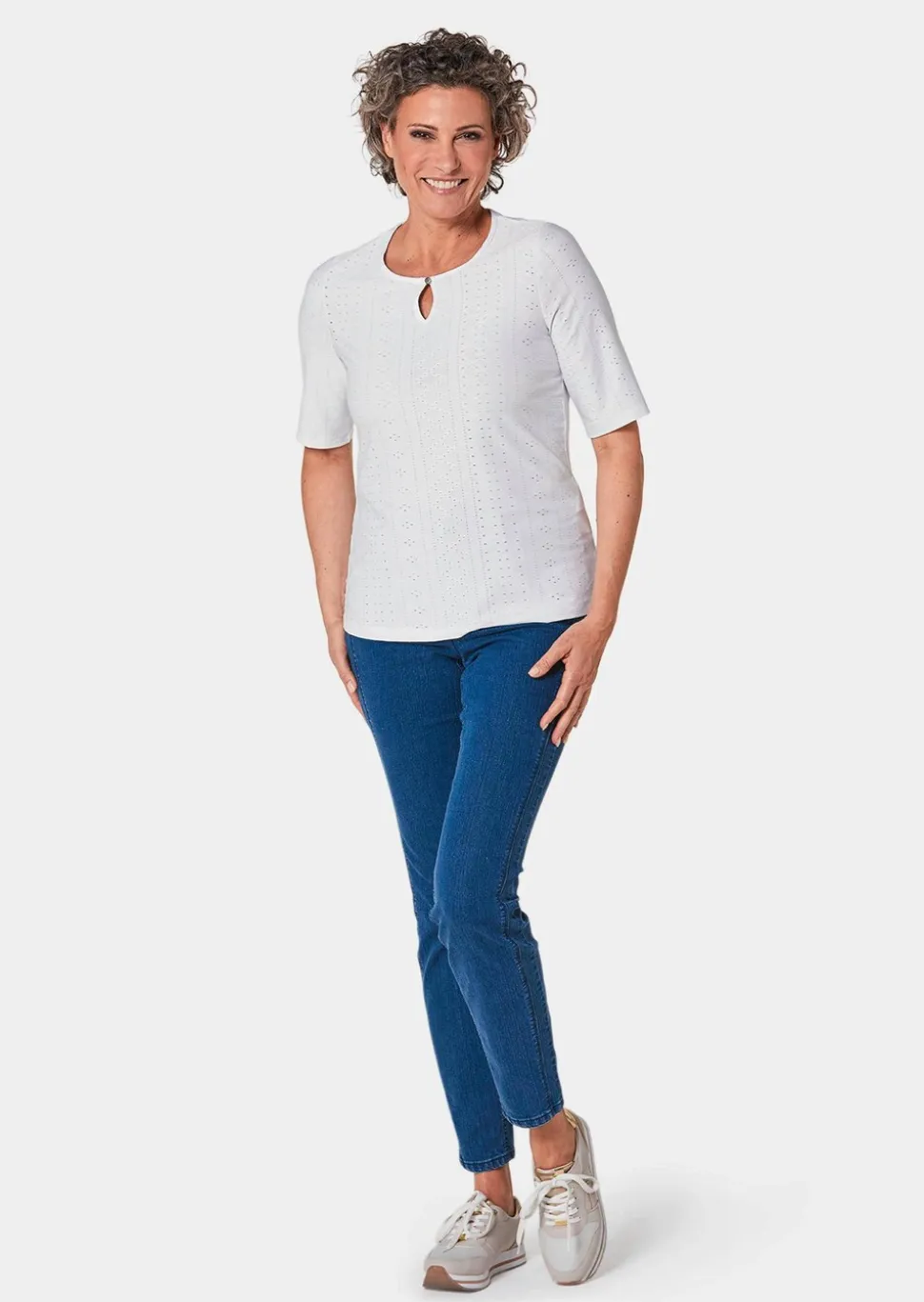 T-shirt en dentelle très féminin