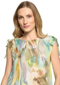 T-shirt en étoffe filet avec couture froncée aux épaules