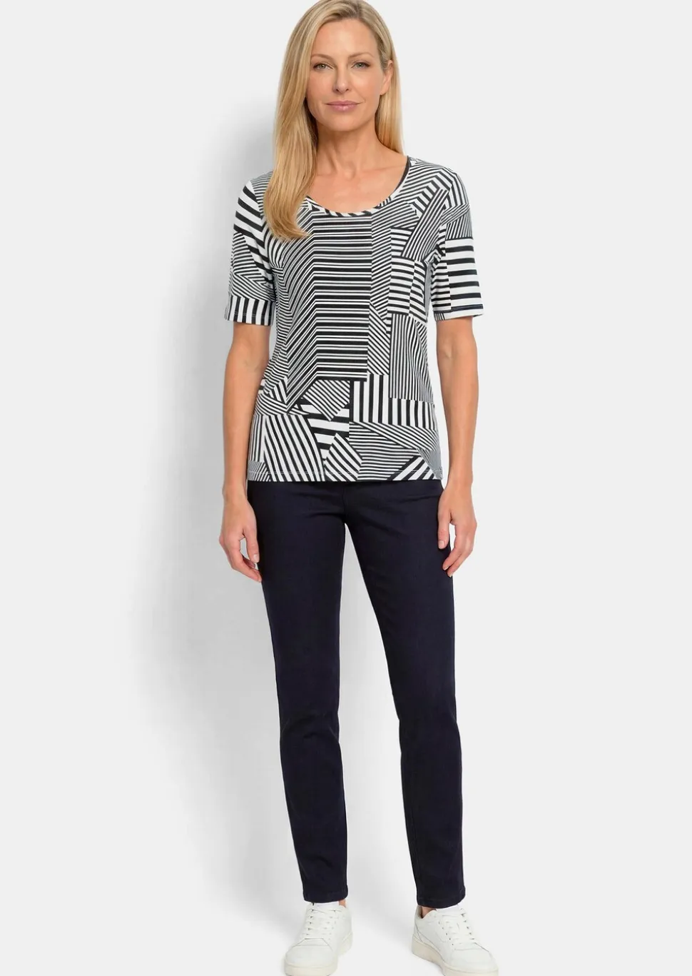 T-shirt en viscose avec impression de rayures abstraites