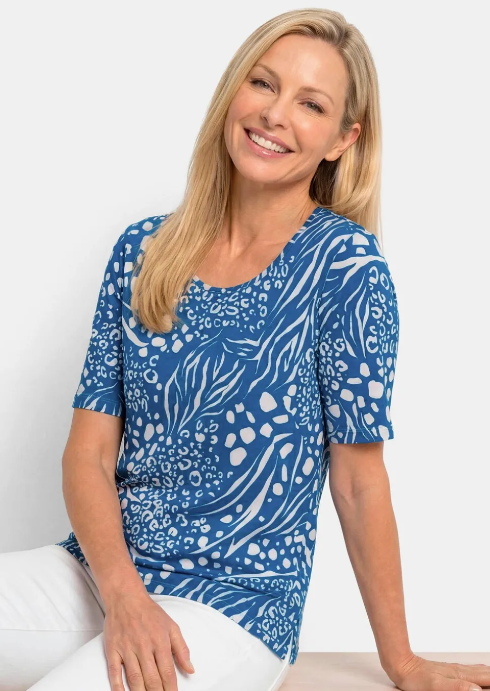 T-shirt en viscose avec imprimé animalier tendance