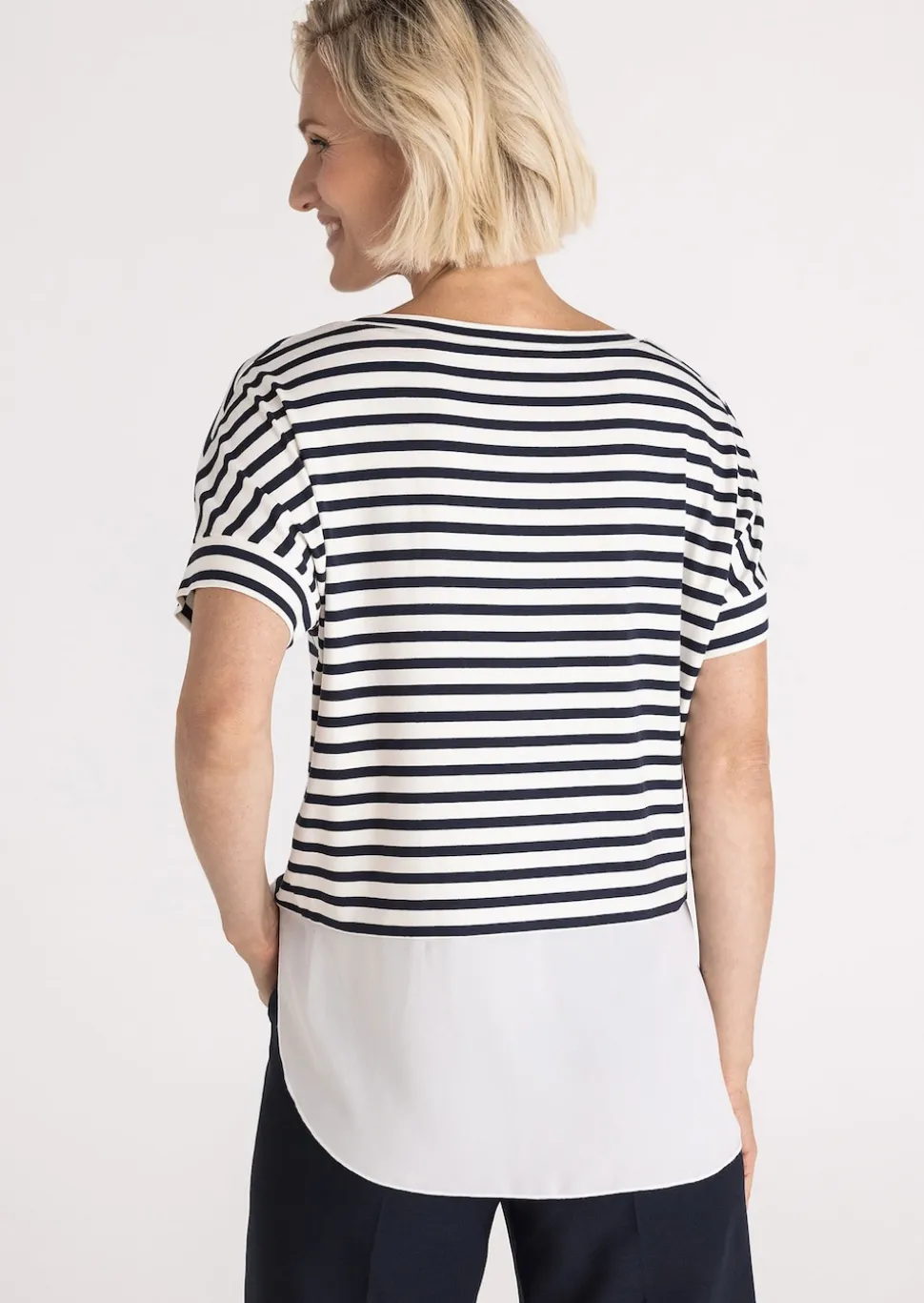 T-shirt à rayures avec base rapportée