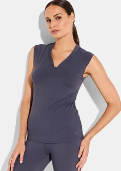 T-shirt sport à col droit