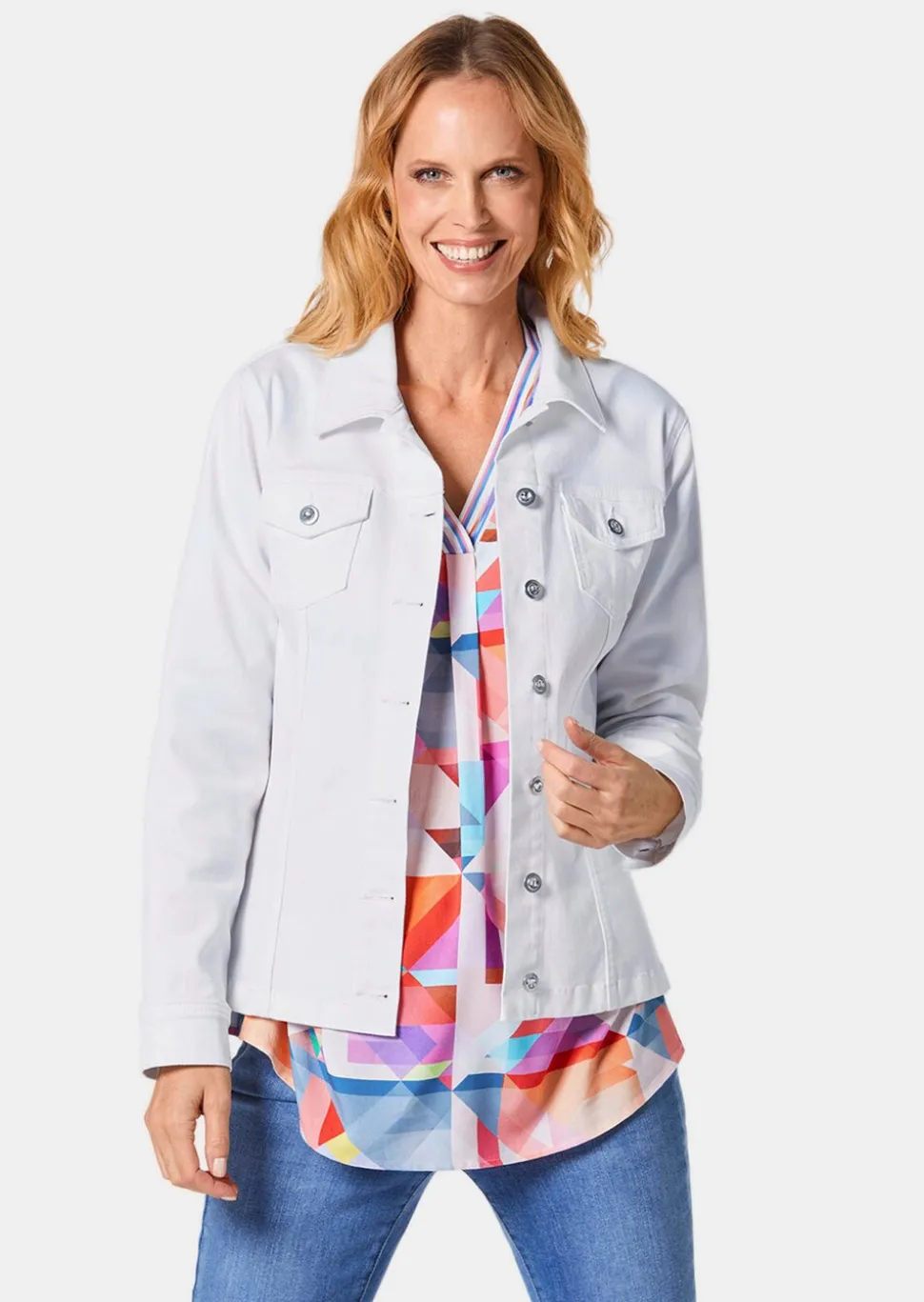 Veste en jean intemporelle agrémentée de détails séduisants