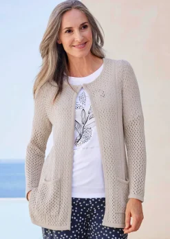 Veste en tricot au motif ajouré