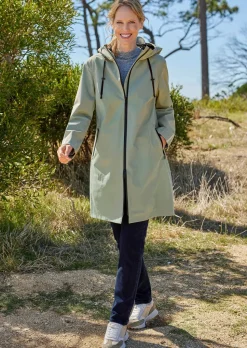 Veste imperméable avec éléments réfléchisseurs