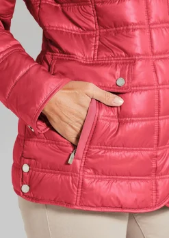 Veste matelassée légère agrémentée de nombreux détails