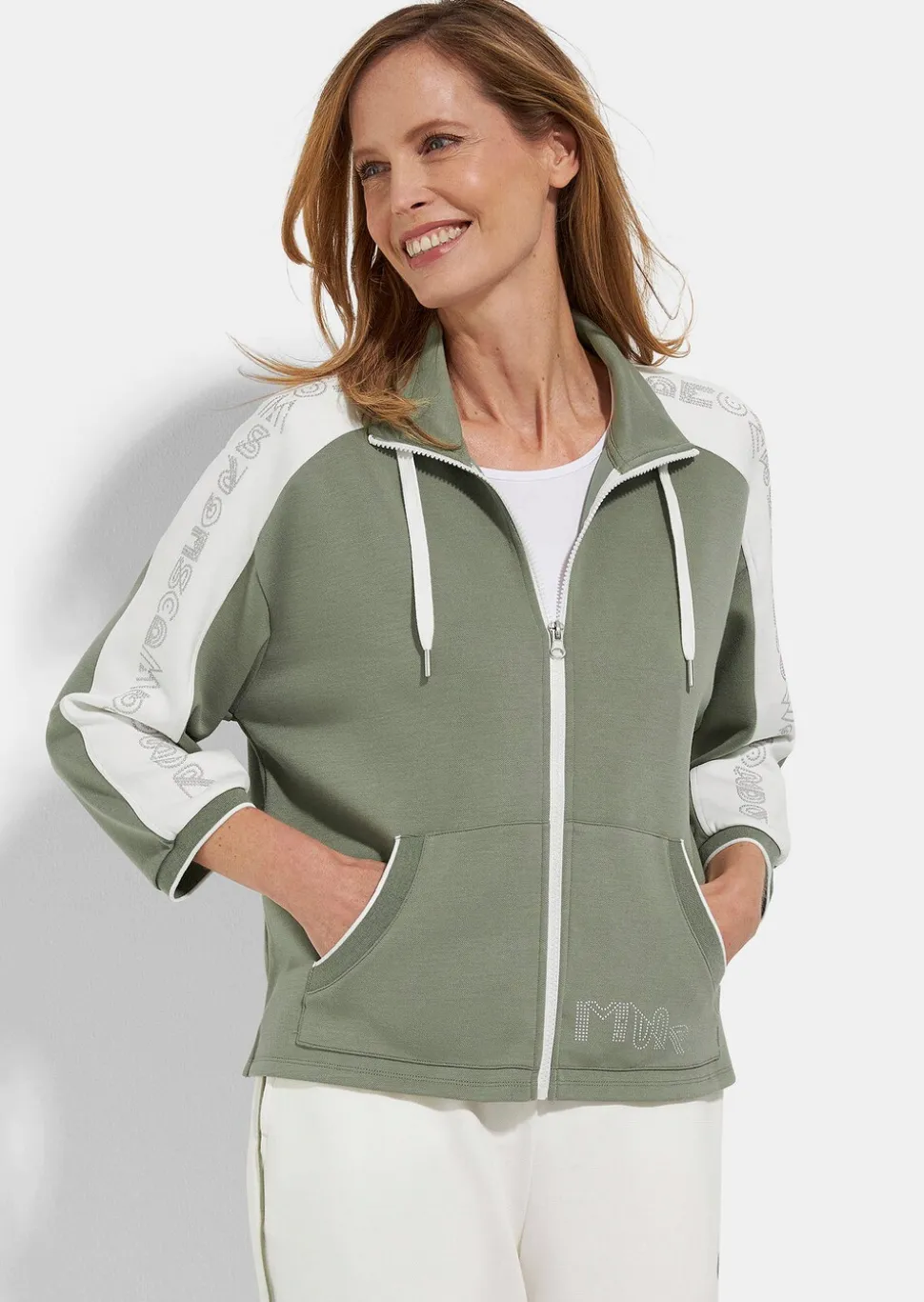 Veste sweat avec inscription sur les manches